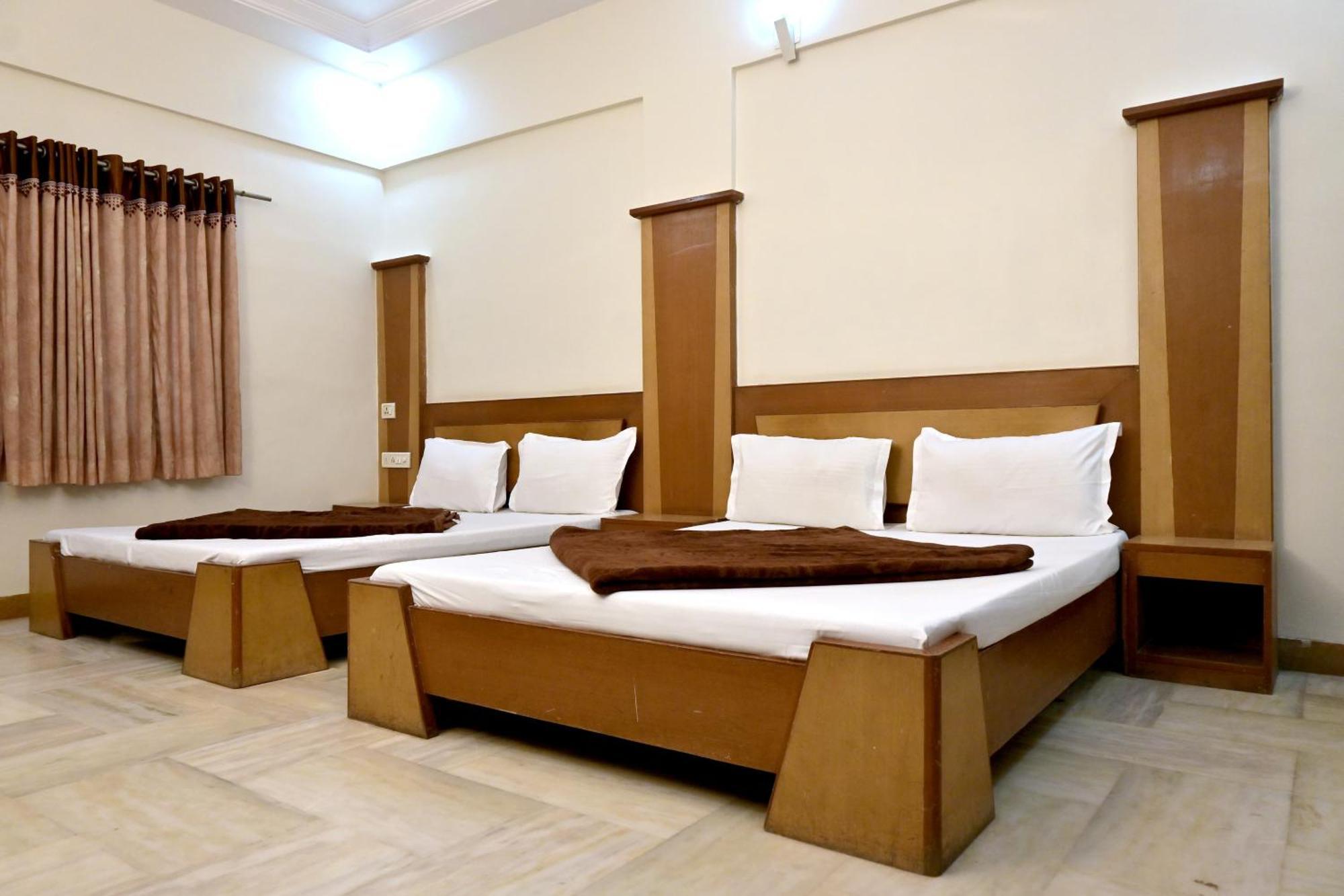 Hotel Roshan Palace Ambaji Luaran gambar