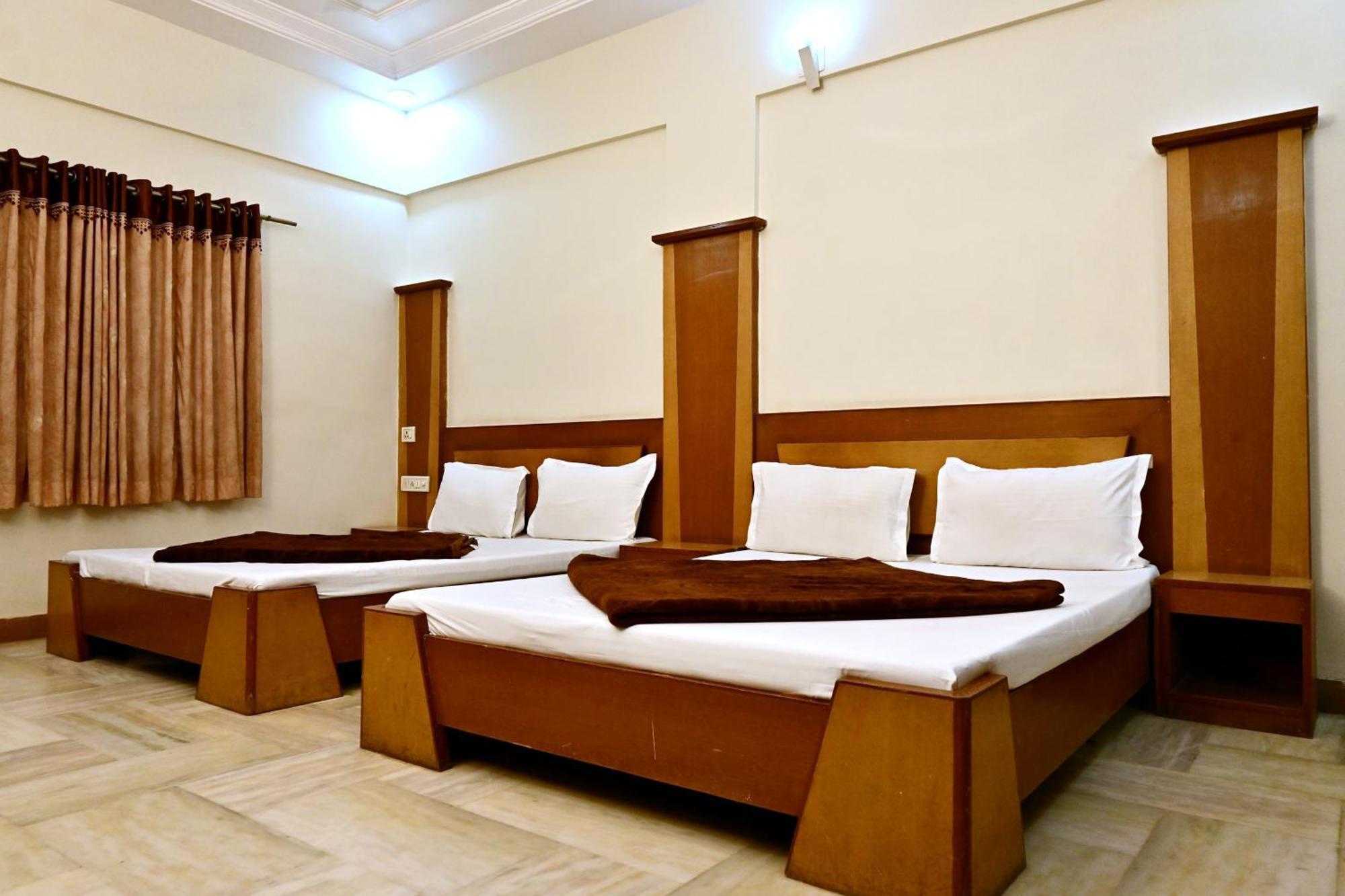 Hotel Roshan Palace Ambaji Luaran gambar