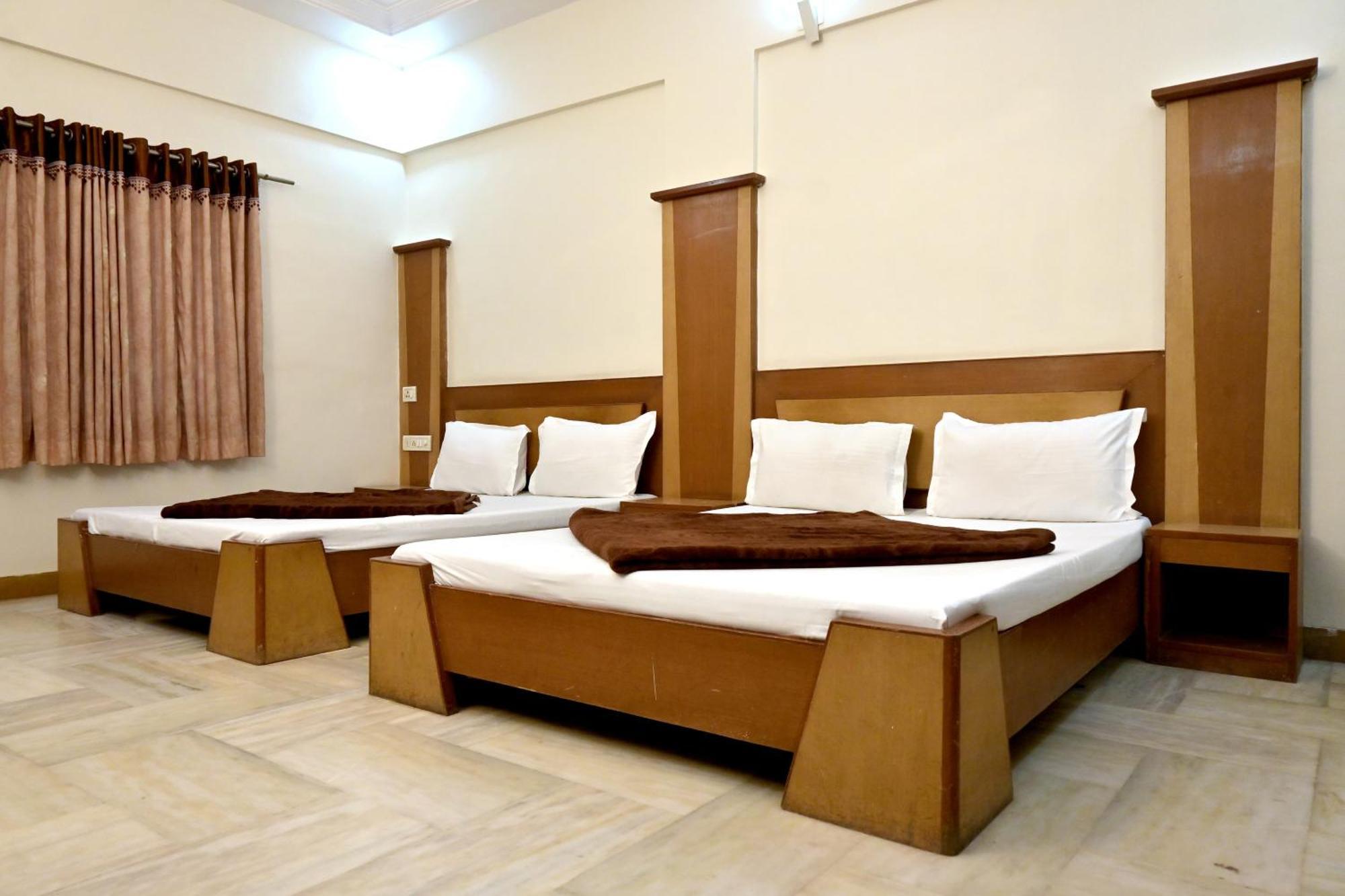 Hotel Roshan Palace Ambaji Luaran gambar