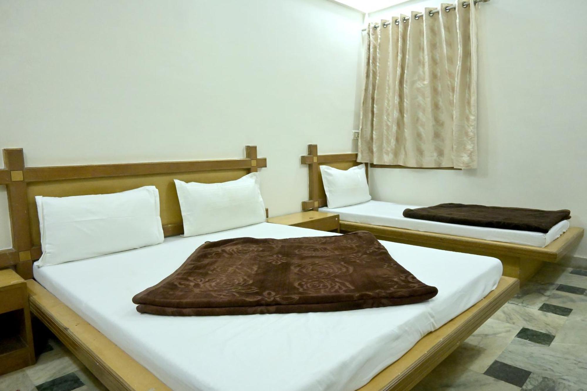 Hotel Roshan Palace Ambaji Luaran gambar