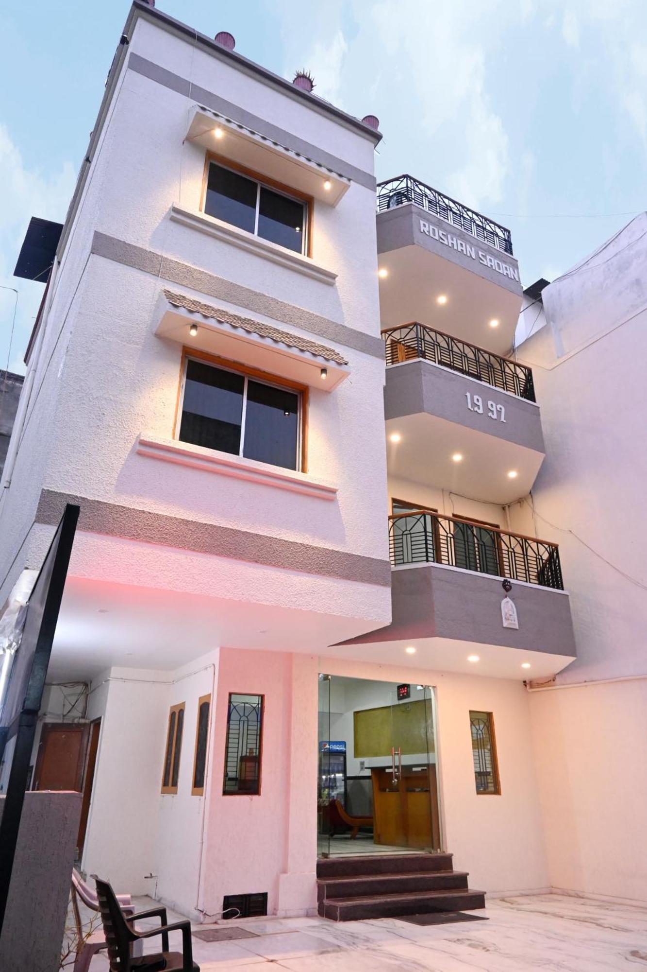 Hotel Roshan Palace Ambaji Luaran gambar