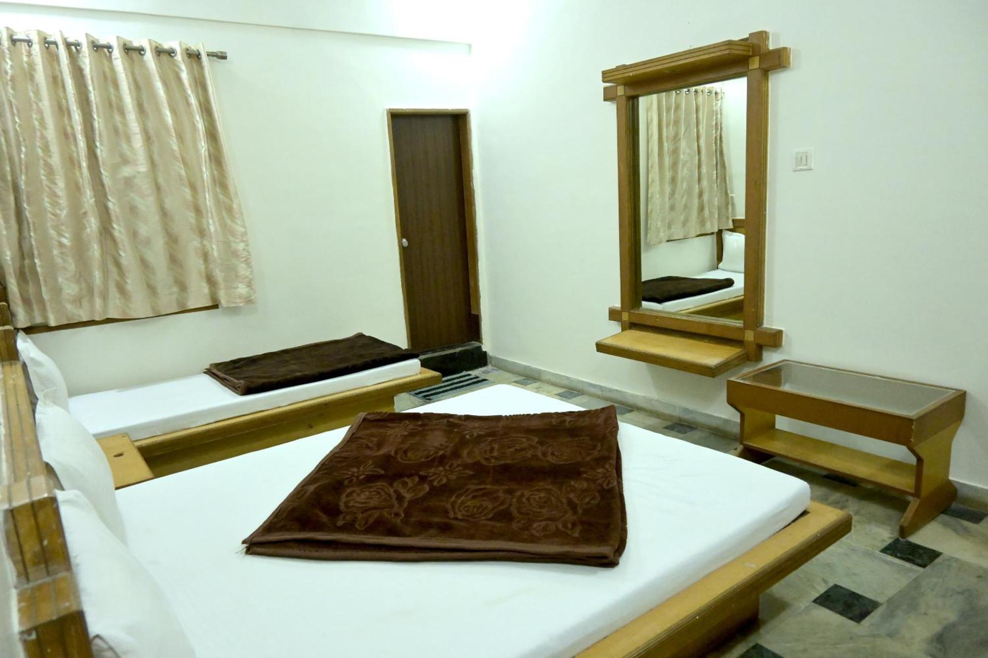 Hotel Roshan Palace Ambaji Luaran gambar